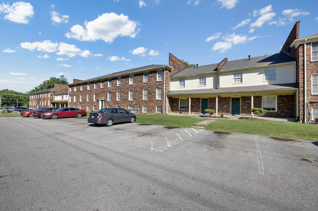 Westbury Harbour in Louisville, KY - Building Photo - Building Photo