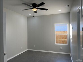 3401 Frio Ave in McAllen, TX - Building Photo - Building Photo