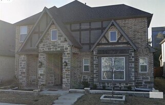 12569 Royal Oaks Ln in Farmers Branch, TX - Building Photo