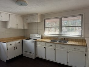 1780 N Hl St Ext in Griffin, GA - Building Photo - Building Photo