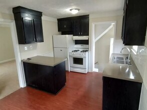 17100 Stephens Rd in Eastpointe, MI - Building Photo - Building Photo