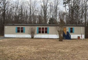 143 Yarbro Rd in Kings Mountain, NC - Building Photo