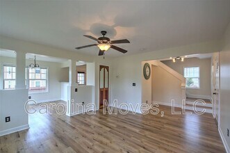 8 Emmaline St in Greenville, SC - Building Photo - Building Photo