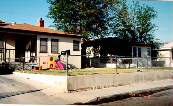 532 E Williams St in Barstow, CA - Building Photo - Building Photo