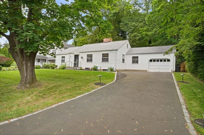 property at 35 Skylark Rd