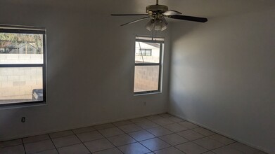 1668 W Swisher Pl in Tucson, AZ - Building Photo - Building Photo