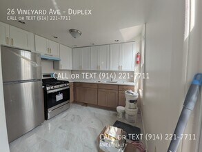 26 Vineyard Ave in Yonkers, NY - Building Photo - Building Photo