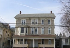 Vaughn Apartments in Berwick, PA - Foto de edificio