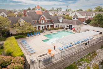 Sanctuary at Fishers in Fishers, IN - Foto de edificio - Building Photo