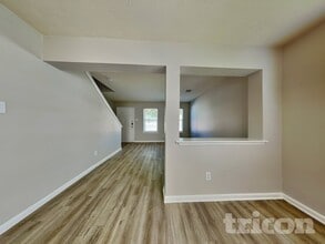 20710 Hardwick Oaks Dr in Houston, TX - Building Photo - Building Photo