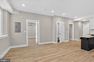 5230 Walnut St in Philadelphia, PA - Building Photo - Building Photo
