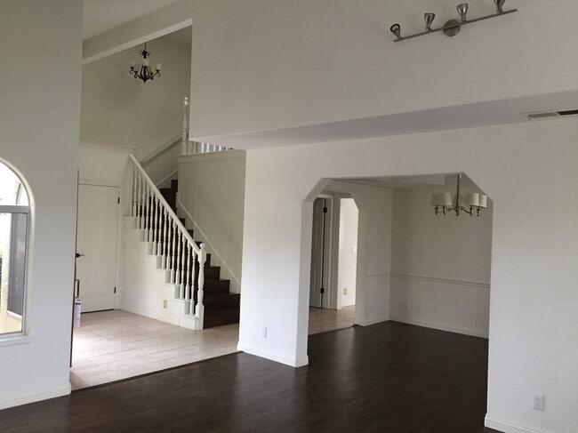 1815 Morgan Ln in Redondo Beach, CA - Building Photo - Building Photo