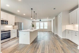 9517 Thorncrown Ln in Fort Worth, TX - Building Photo - Building Photo