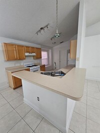 357 Prince Charles Dr in Davenport, FL - Building Photo - Building Photo