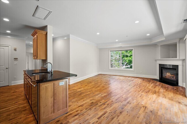 property at 21 Seir Hill Rd