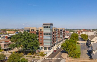 Regas Square in Knoxville, TN - Building Photo - Building Photo