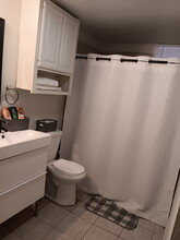 128 Saint Francis Ave in San Antonio, TX - Building Photo - Building Photo