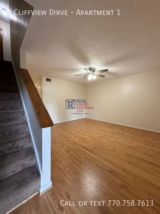 property at 3 Cliffview Dr SE