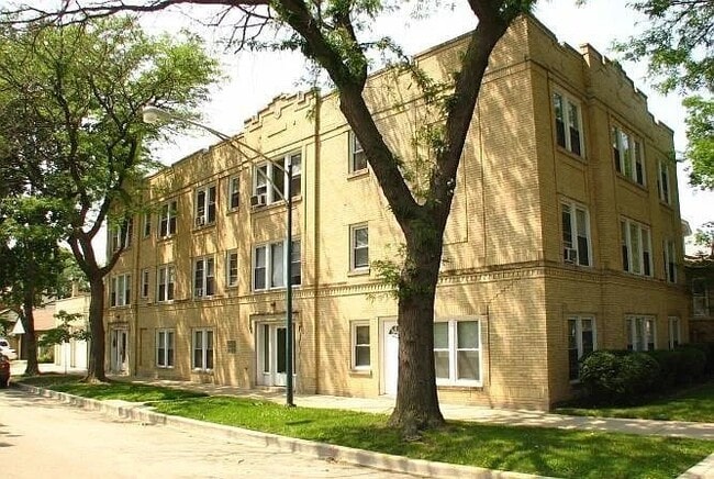 property at 6010 W Seminole St