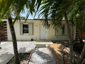 10101 Ingraham Ave Rd in Cutler Bay, FL - Building Photo - Building Photo