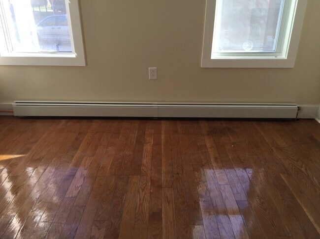 75 Heath St, Unit 2 in Boston, MA - Building Photo - Building Photo