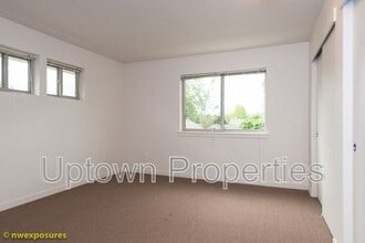 4775 SW Franklin Ave in Beaverton, OR - Building Photo - Building Photo