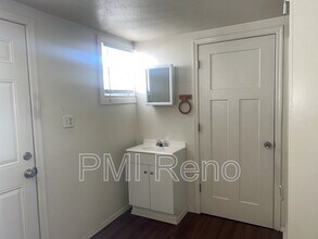 923 W 2nd St in Reno, NV - Foto de edificio - Building Photo
