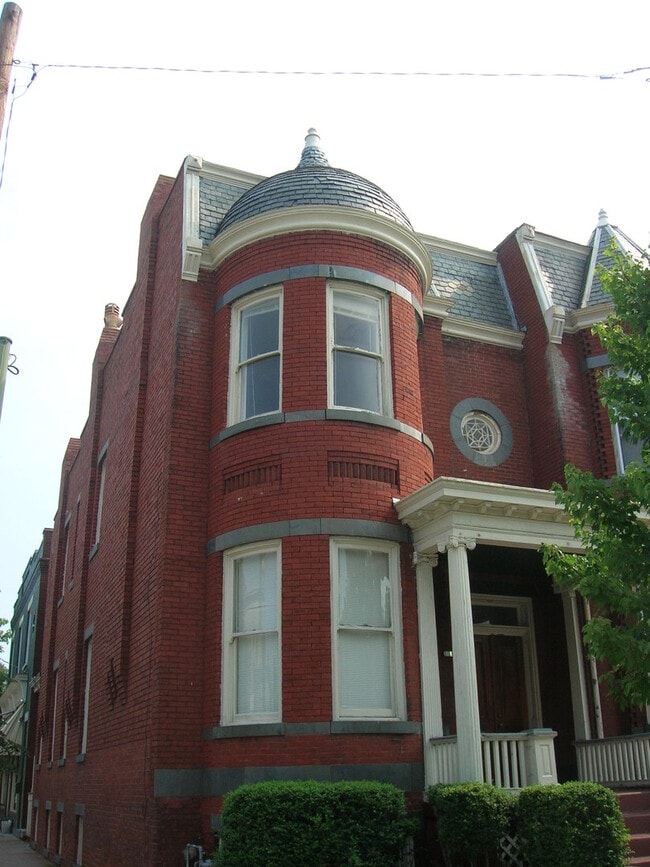 property at 1530 Floyd Ave