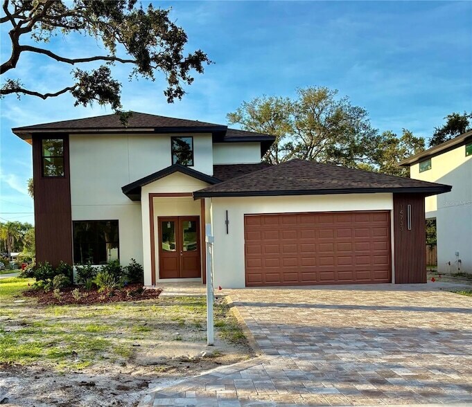 14733 Sunset Dr in Largo, FL - Building Photo