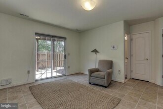 6930 Little Falls Rd in Arlington, VA - Building Photo - Building Photo