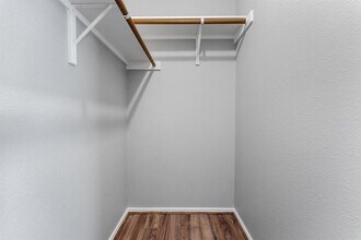 184 Atlantis in Kyle, TX - Foto de edificio - Building Photo