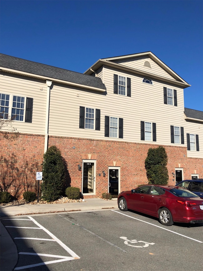 property at 100 Northwynd Cir