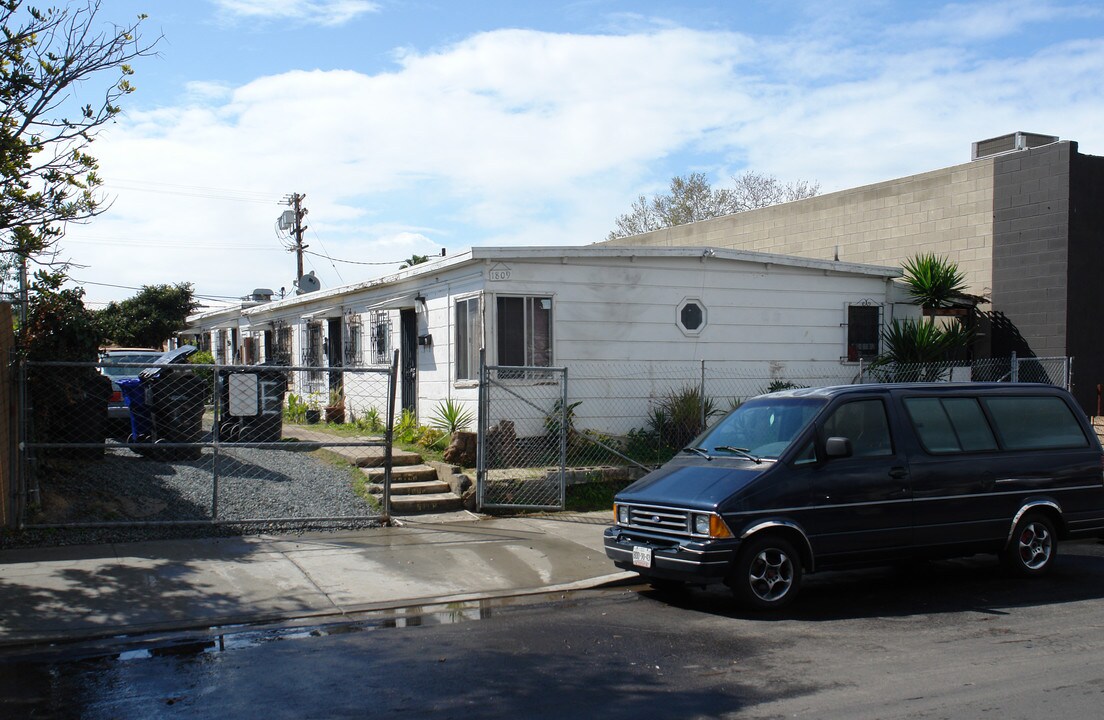 1809 Newton Ave in San Diego, CA - Building Photo