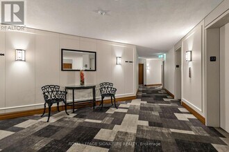 5 Concorde Pl in Toronto, ON - Building Photo - Building Photo