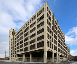 Crosley Building in Cincinnati, OH - Building Photo - Building Photo