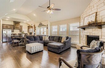 4720 Water Lily Ln in Crowley, TX - Building Photo - Building Photo