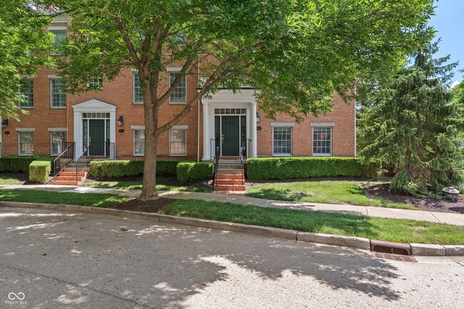property at 12735 Edgemont Way