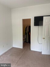 8469 Silverdale Rd in Lorton, VA - Building Photo - Building Photo