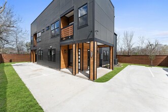 4929 Wilmington St-Unit -A in Houston, TX - Building Photo - Building Photo