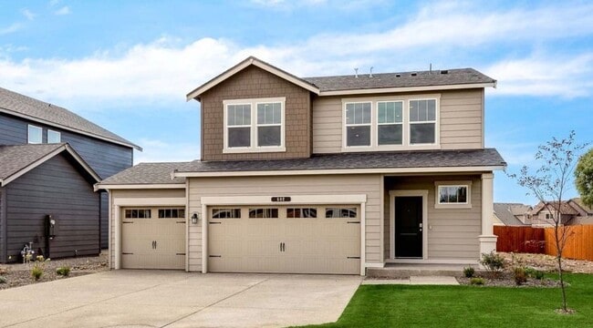 property at 2415 N Leah Ln