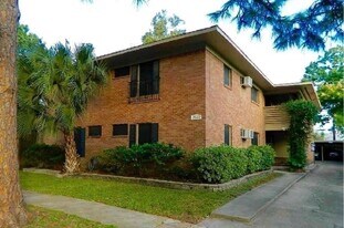 2022 Branard St in Houston, TX - Building Photo