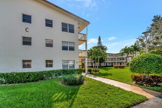 116 Mansfield C in Boca Raton, FL - Building Photo - Building Photo