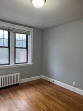 2003 Commonwealth Ave in Boston, MA - Foto de edificio - Building Photo