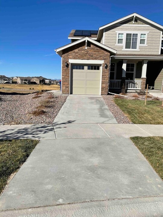 8781 S Wenatchee Ct in Aurora, CO - Foto de edificio