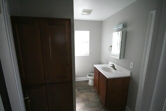 1704 Huey P Long Ave in Gretna, LA - Building Photo - Building Photo