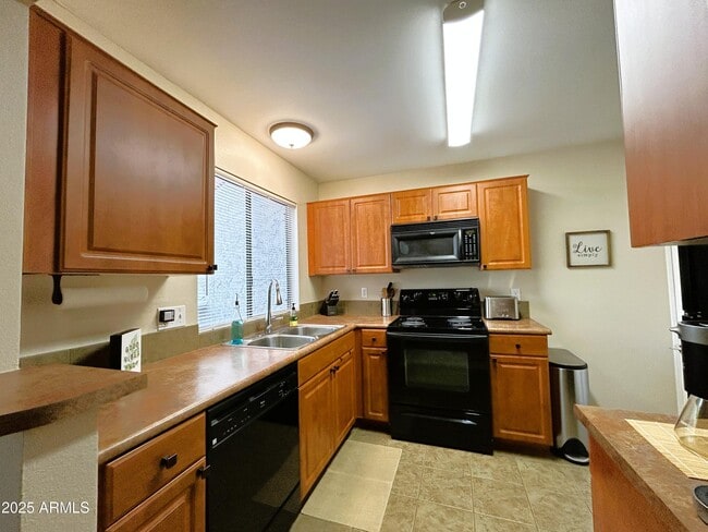 10055 E Mountainview Lake Dr in Scottsdale, AZ - Building Photo - Building Photo