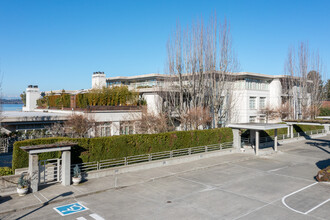 One Carillon Point in Kirkland, WA - Building Photo - Building Photo