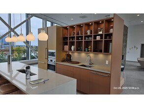 13675-1107A 107A Ave in Surrey, BC - Building Photo - Building Photo