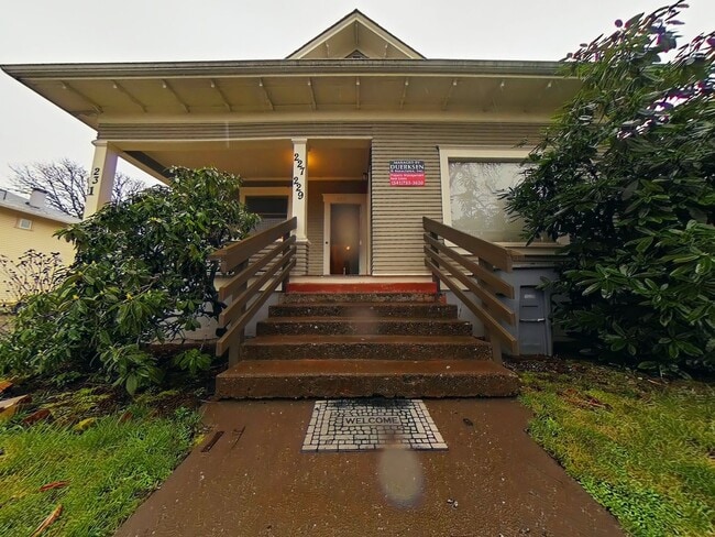property at 229 NW 9th St