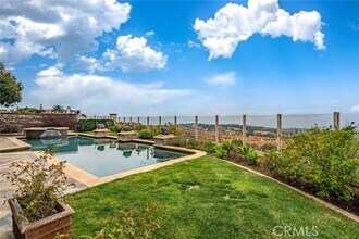 2 Via Rubino in Newport Beach, CA - Building Photo - Building Photo